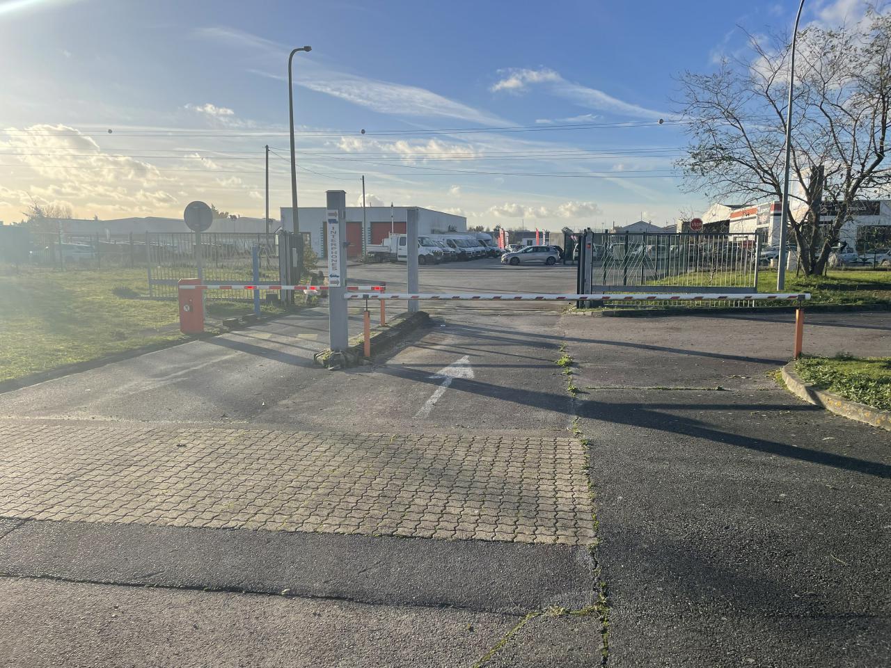 Entrepôt Calais 4800m² Location entrepôt Calais Pas-de-Calais OLLOG2421190 2